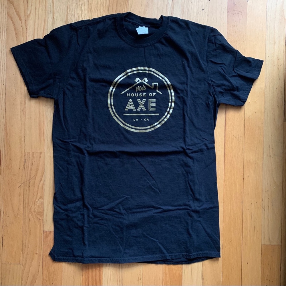 NWOT “Mo’s House of Axe” shirt // Size Large